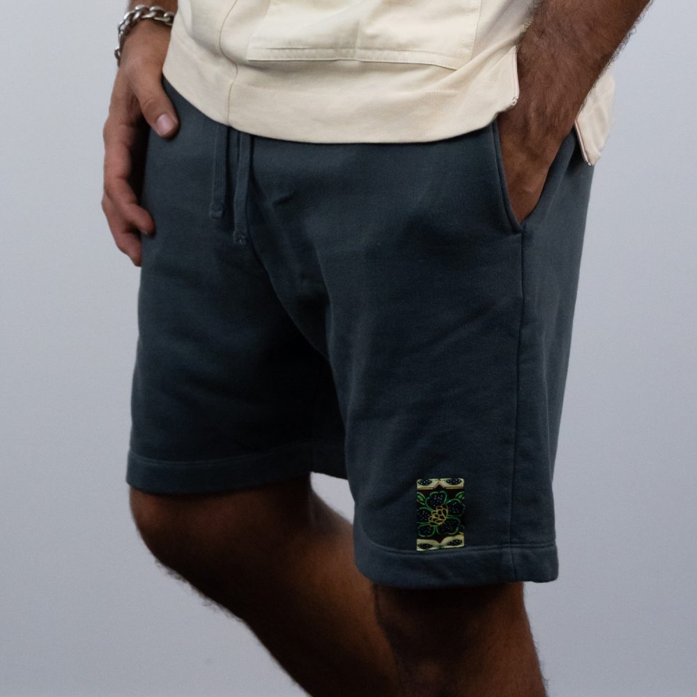 Shorts re.store wear with Tetribérica