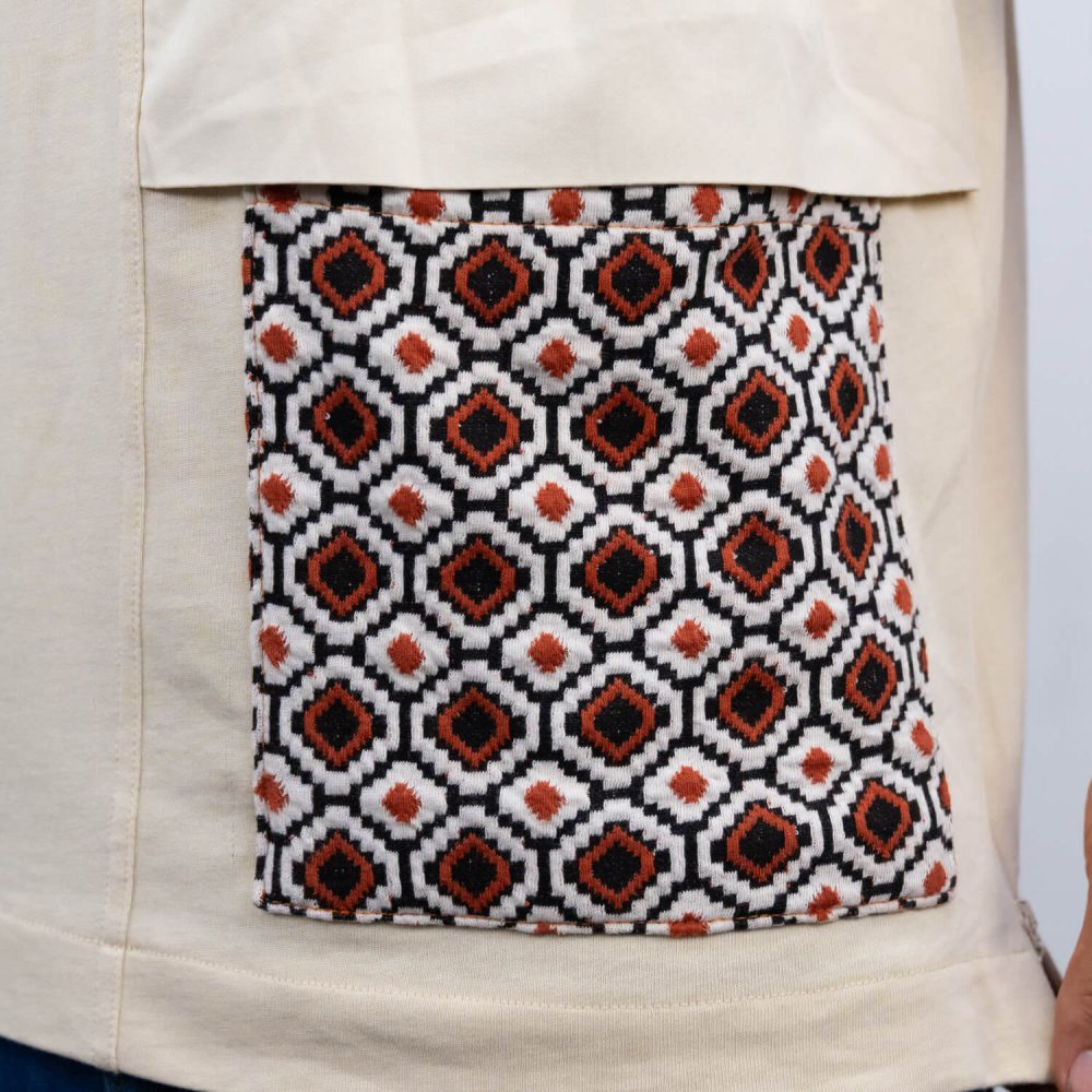 re.store wear Beige T-shirt with geometric pattern t-shirt